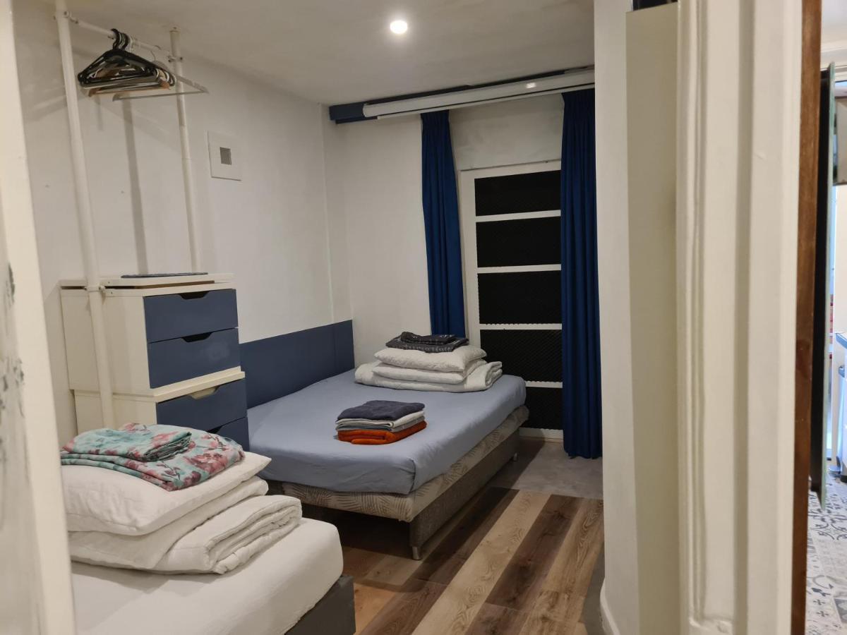 1 Bedroom 15 Min By Tram To Amsterdam Centre! Екстер'єр фото