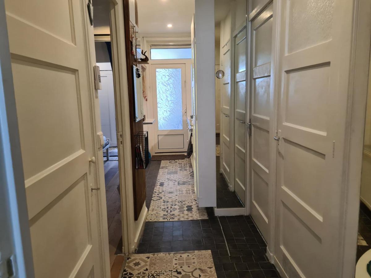 1 Bedroom 15 Min By Tram To Amsterdam Centre! Екстер'єр фото
