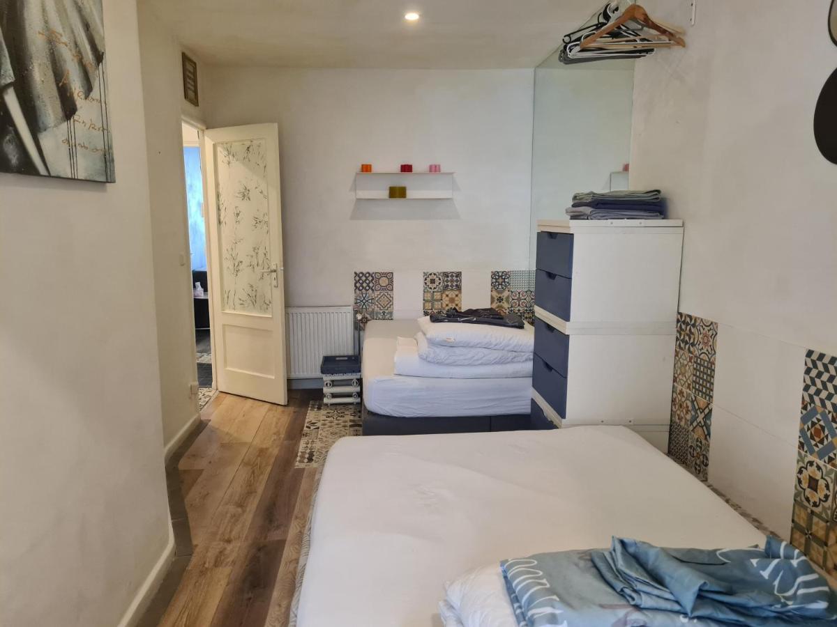 1 Bedroom 15 Min By Tram To Amsterdam Centre! Екстер'єр фото