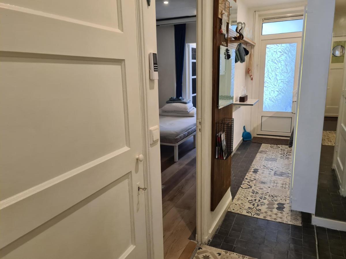 1 Bedroom 15 Min By Tram To Amsterdam Centre! Екстер'єр фото