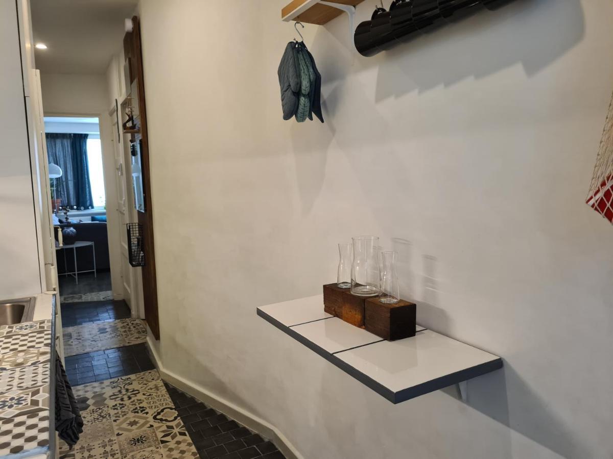 1 Bedroom 15 Min By Tram To Amsterdam Centre! Екстер'єр фото